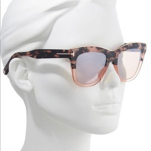 Tom Ford 0685 Sunglasses
56G - Havana/Other / Brown Mirror - Brown